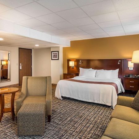 Quality Inn & Suites Virginia Exteriör bild