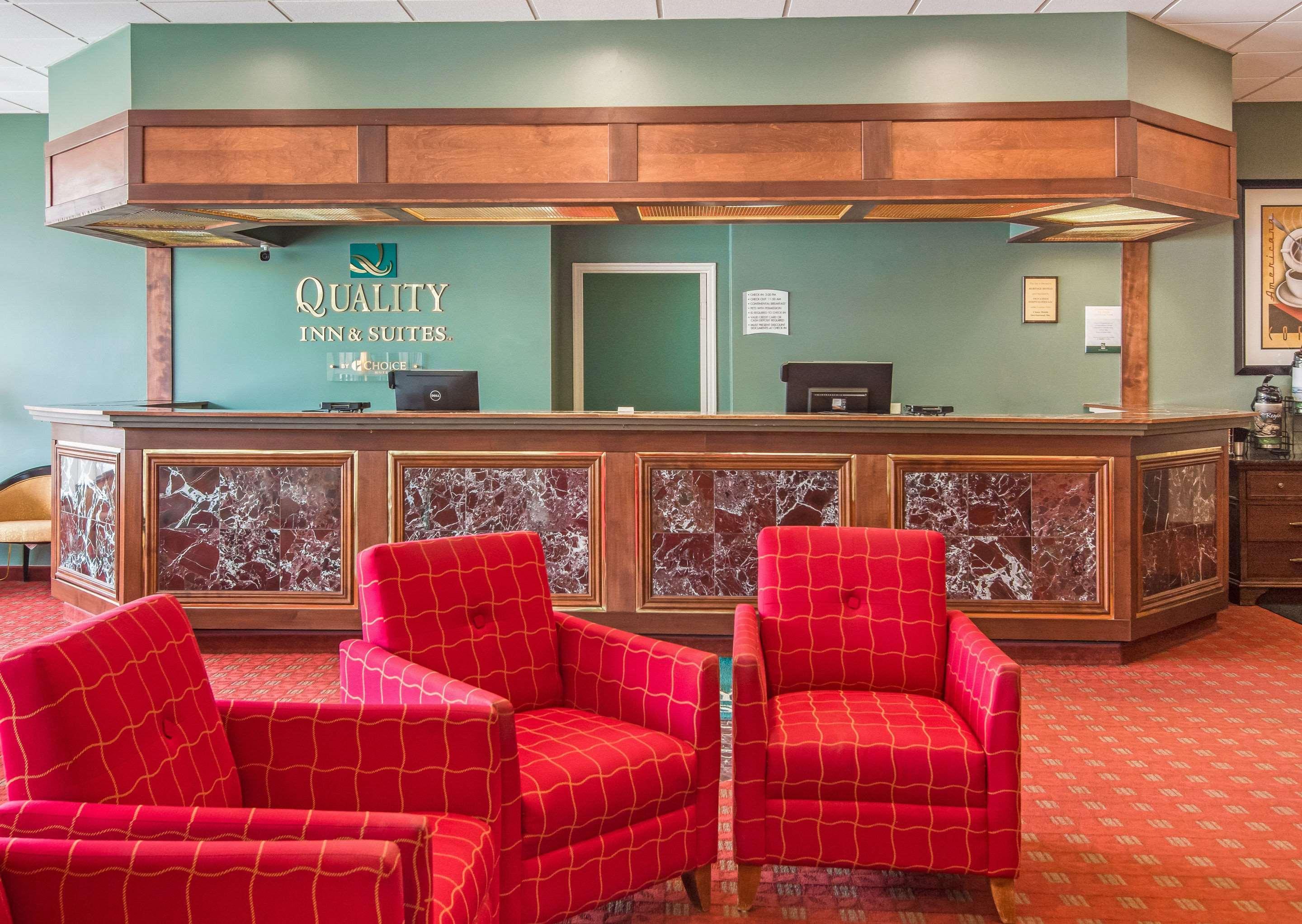 Quality Inn & Suites Virginia Exteriör bild