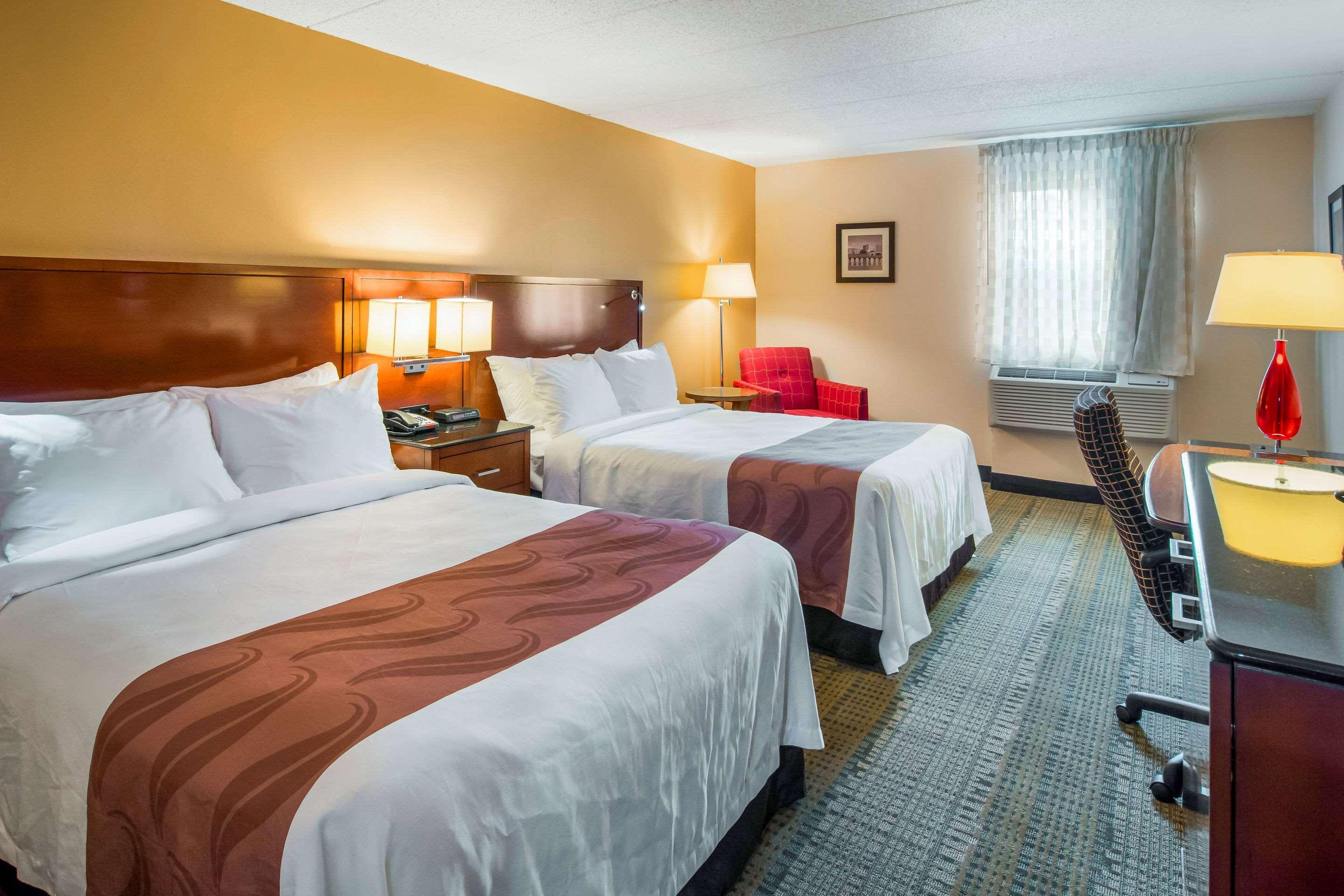Quality Inn & Suites Virginia Exteriör bild