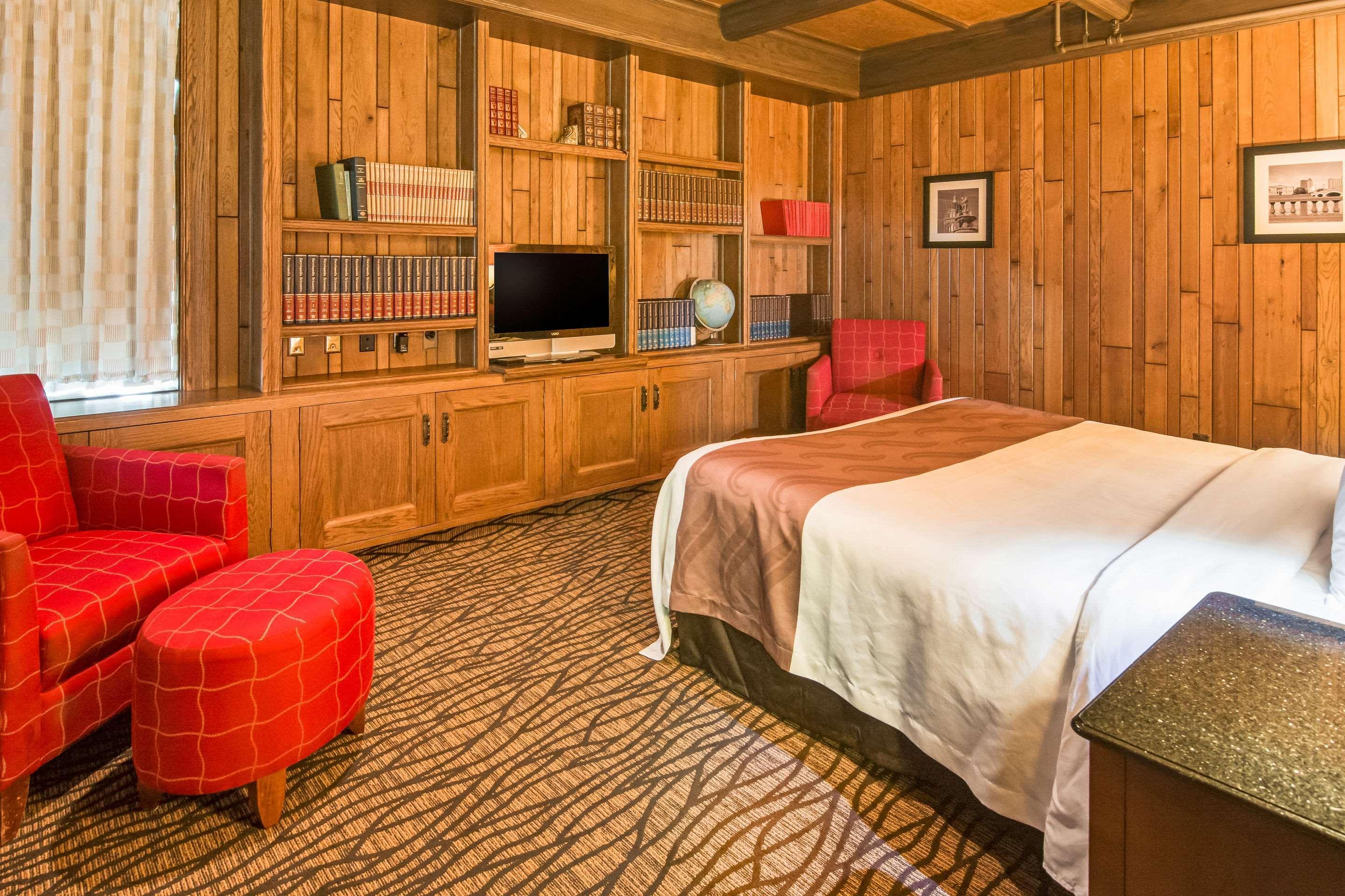 Quality Inn & Suites Virginia Exteriör bild