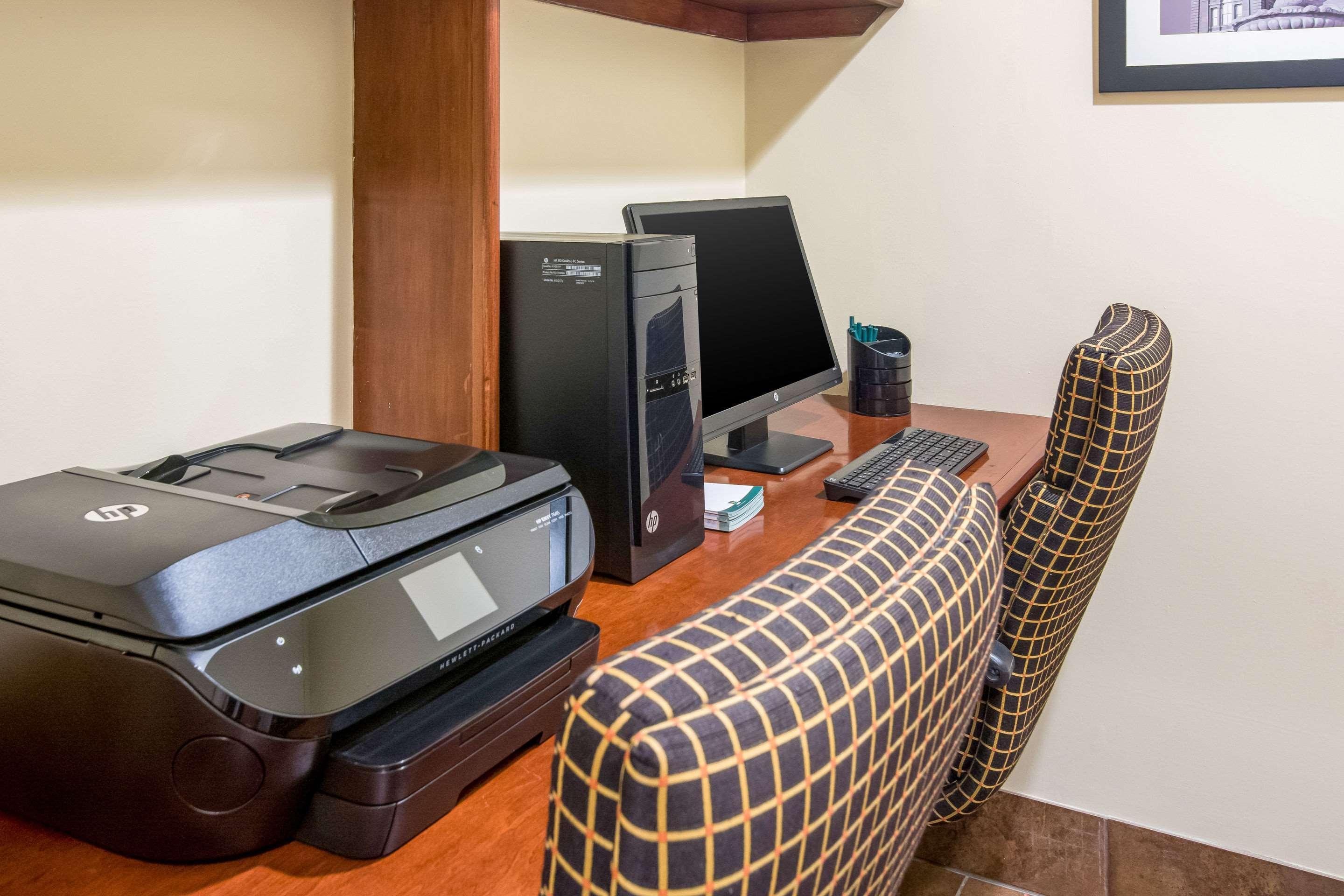 Quality Inn & Suites Virginia Exteriör bild