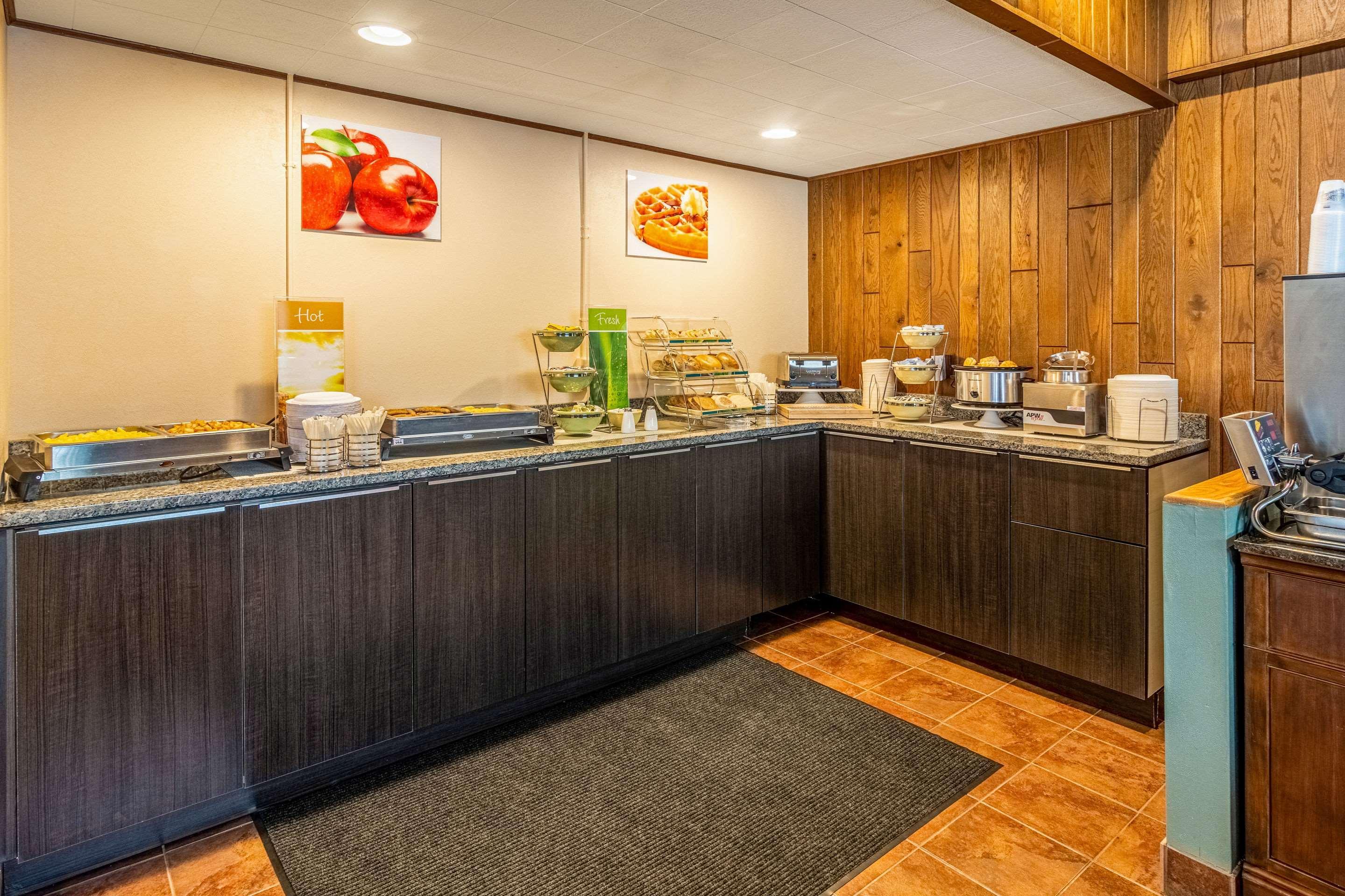 Quality Inn & Suites Virginia Exteriör bild