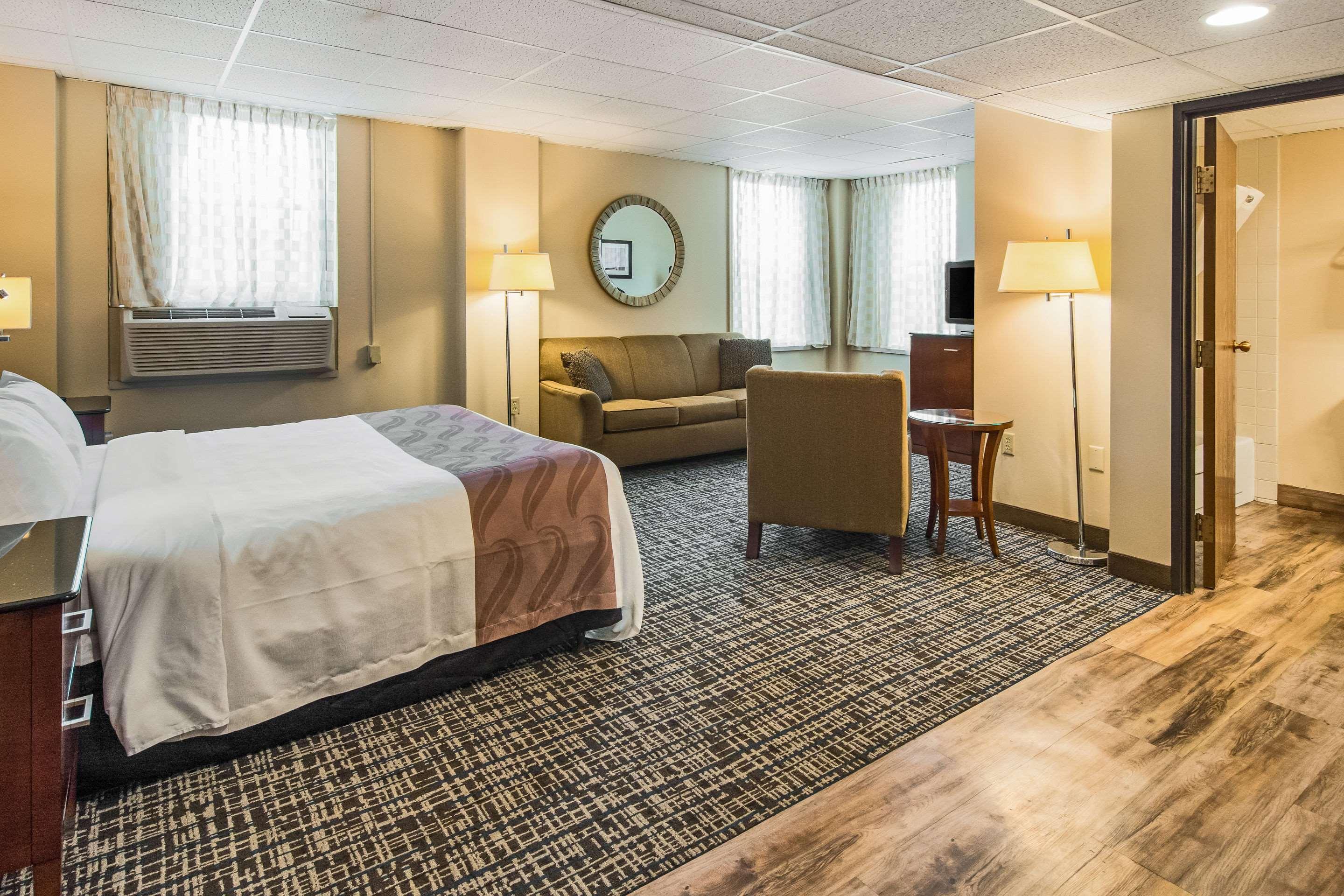 Quality Inn & Suites Virginia Exteriör bild