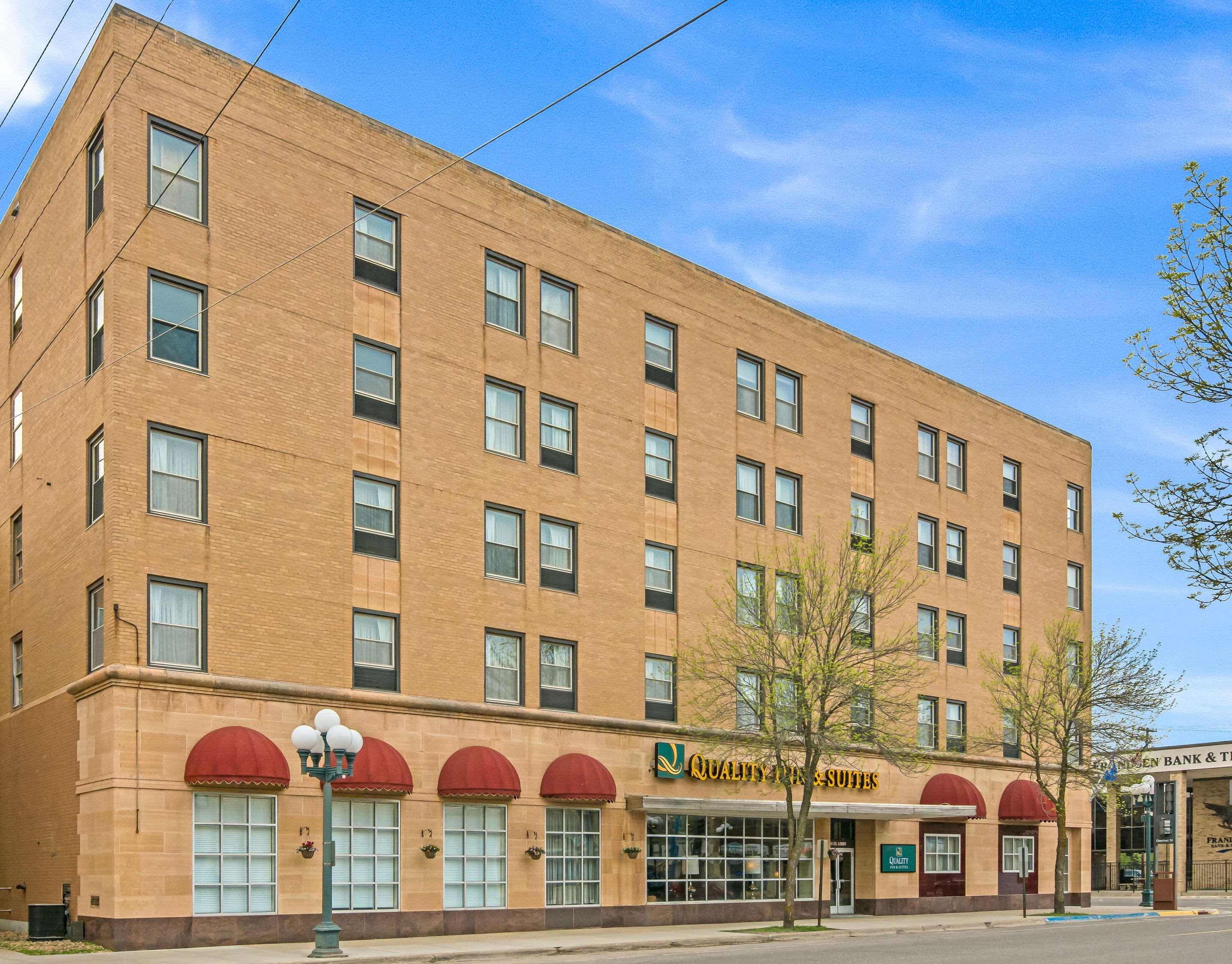 Quality Inn & Suites Virginia Exteriör bild